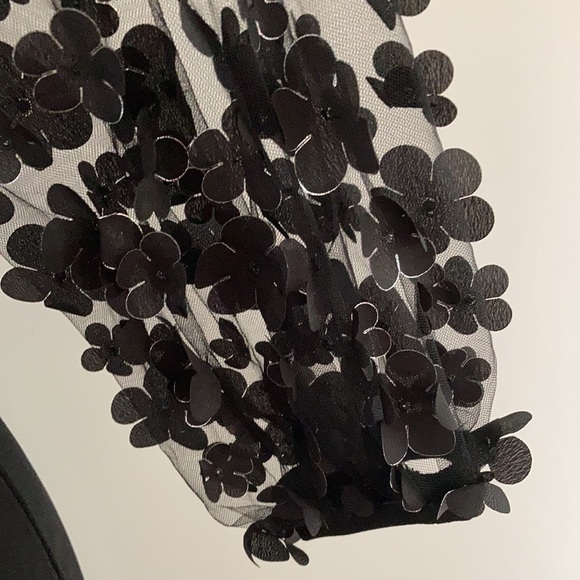 🔅host pick🔅Vintage SHEIN pencil dress with sheer netted flower Sleeves SIZE 10 - Picture 4 of 6